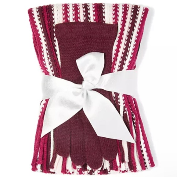NY&Co 2 Piece Soft Knit Scarf & Gloves Set Wine - Picture 1 of 4